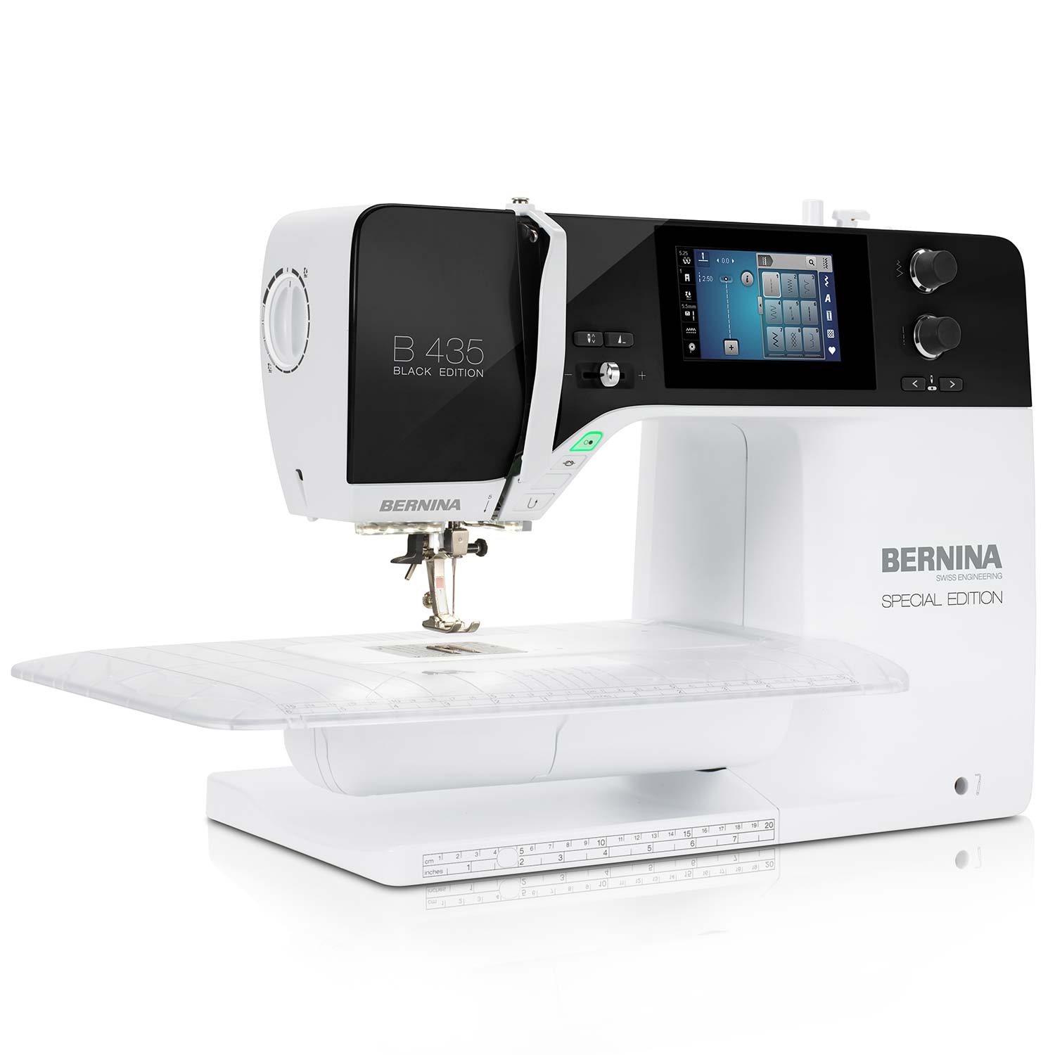 Bernina B435 Black Edition