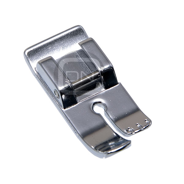 6fc0197b0a42a42c9c751bcbf88a6b76 Geradstichfuß Brother