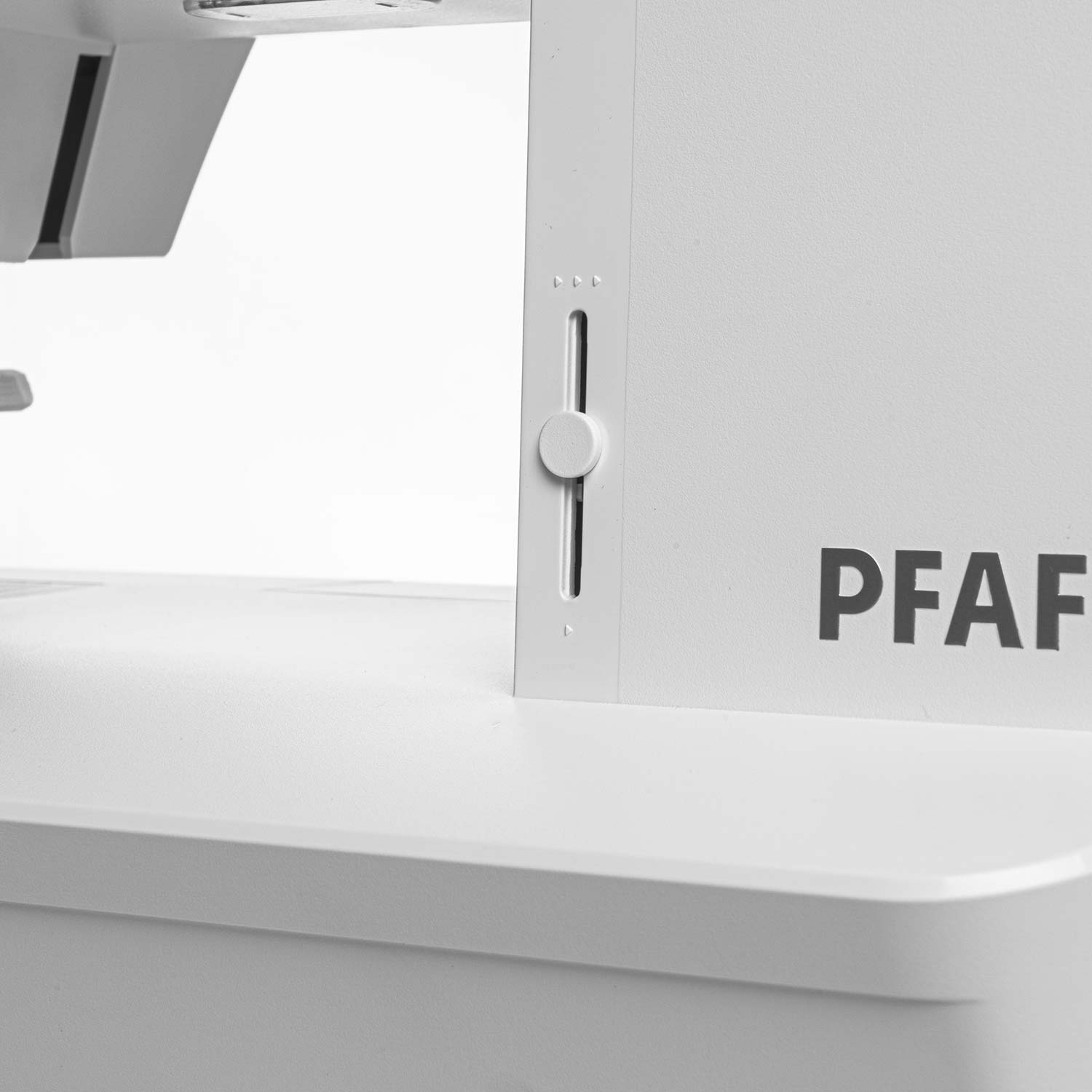 Pfaff creative ambition 640