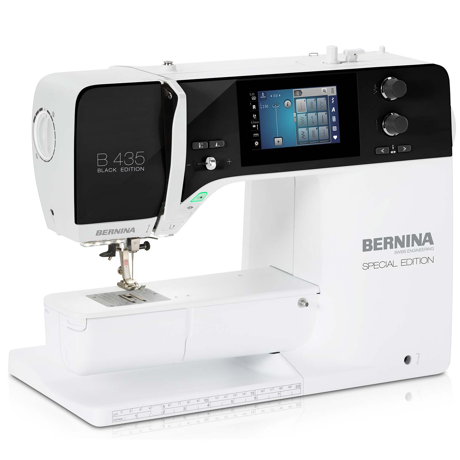 Bernina B435 Black Edition