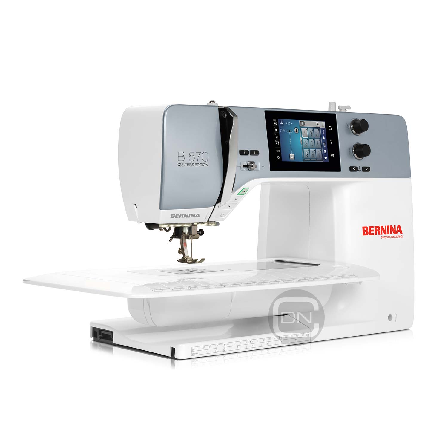 Bernina B570QE mit Stickmodul