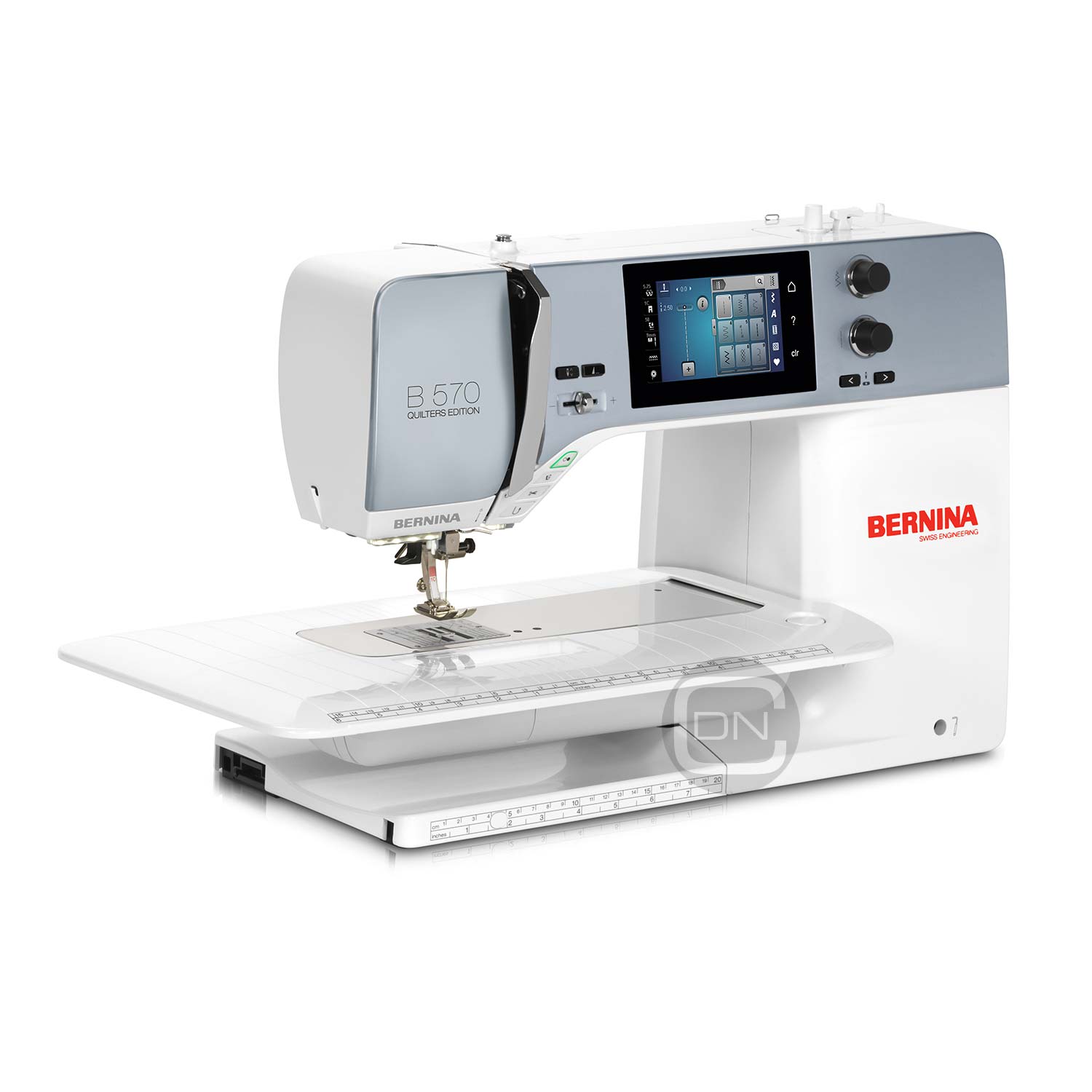 Bernina B570QE mit Stickmodul