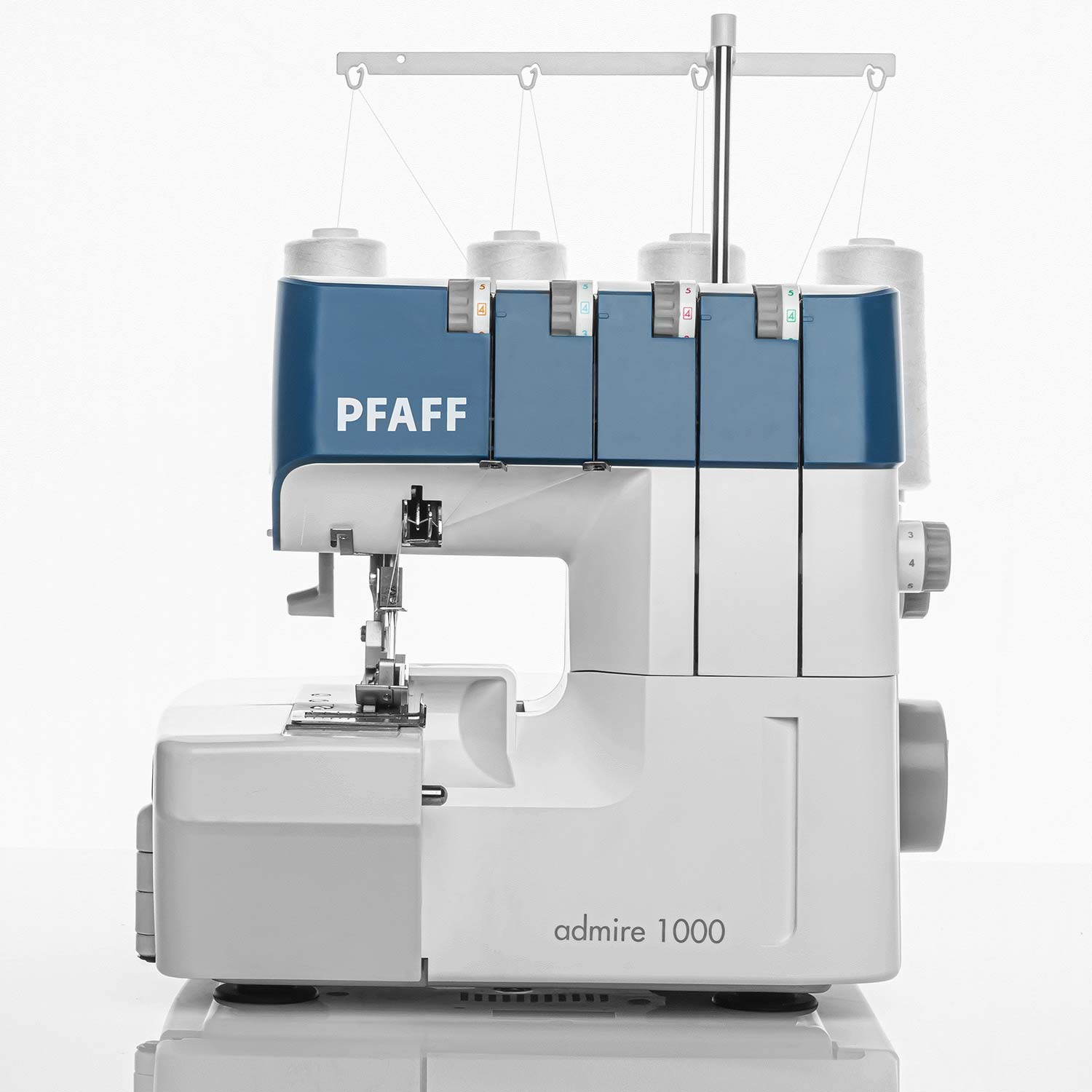 Pfaff admire 1000